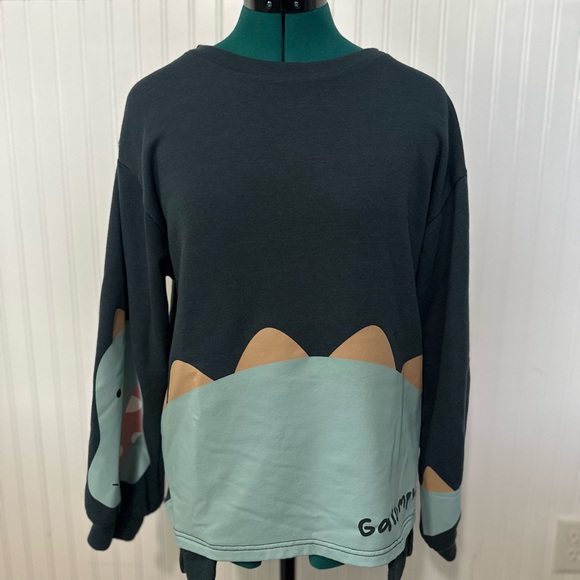 Dinosaur sweatshirts from Japan - Picture 2 of 6